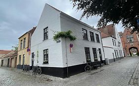 Comfort Equipped Guestsuite Lady Anna Bruges